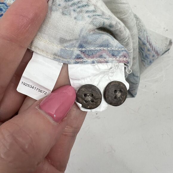 Batik Bay Size M Hawaiian Shirt Aloha Button Up Hula Girl Surf Boards Pineapples - Picture 9 of 11